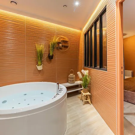 アパート Marais Pompidou 3e, Jacuzzi, 2 Chambres, 4 A 6p *